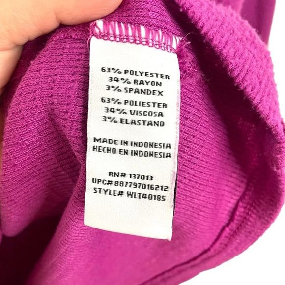 Wildfox Women’s Haley Brushed V-Neck Knit Sweater in Elderberry Pink Size M - Picture 10 of 11